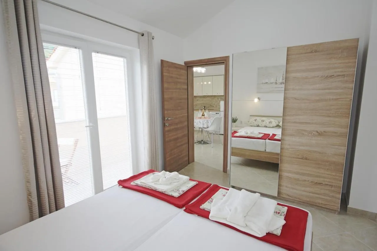 Apartmani Srdoc Baška 0*,  Horvátország
