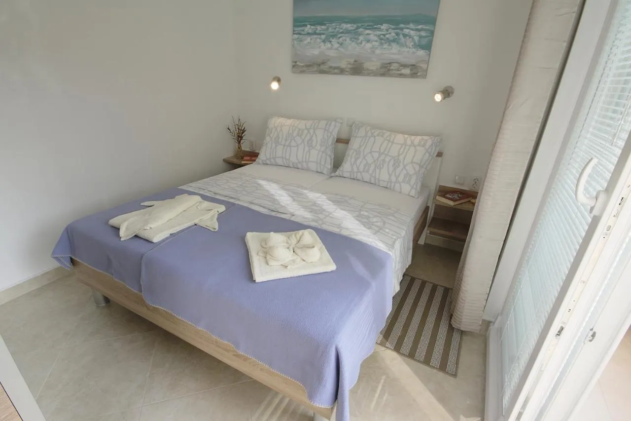 Apartmani Srdoc Baska  Croatia