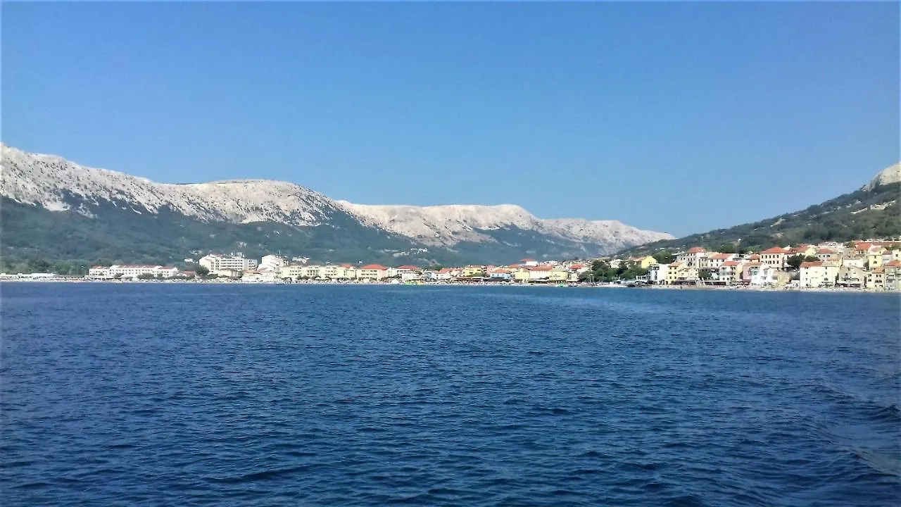 Apartmani Srdoc Baska  Croatia