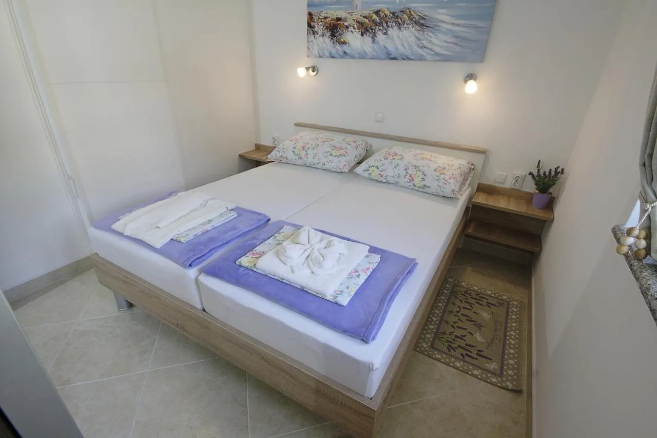 Apartment Apartmani Srdoc Baska