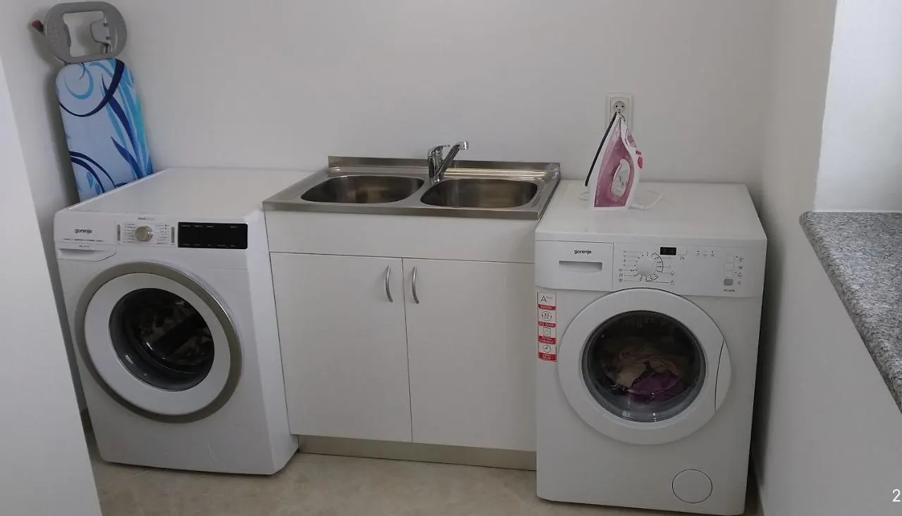 Apartment Apartmani Srdoc Baska